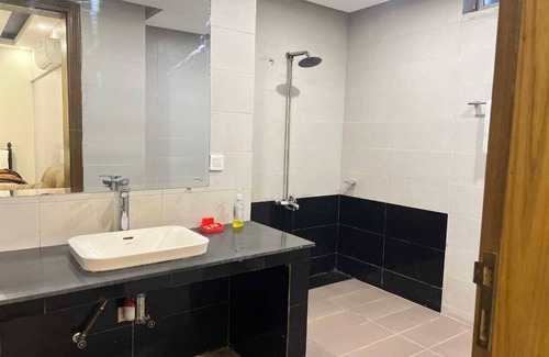 Islamabad Casa | Enjoyable house with AC in charming Islamabad