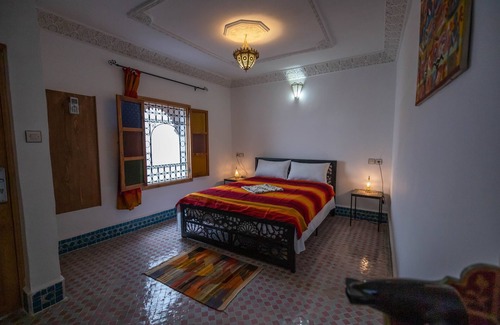 Dar Tazi Casa | Enjoyable riad with AC in vibrant Fes
