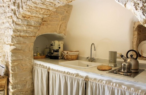 The Trulli of Alberobello Casa | EnjoyTrulli B & B le espera en el corazón de la zona turística y el centro histórico de Alberobello!
