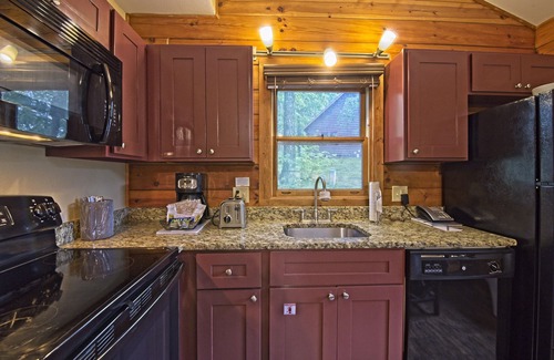 Wisconsin Dells Cabina | Christmas Mountain Village ™ - Wisconsin Dells - Cabaña de 2 habitaciones