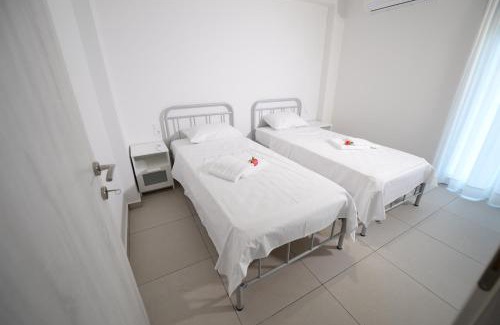Patras Apartamento | Ennea Suites-Frost suite