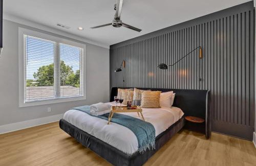 Berry Hill Casa | Ensemble-4 Unit Combo-8 mins to Broadway
