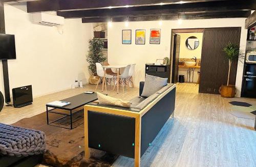 Higashiomi Casa | ENSO Residence 古民家一棟貸切宿 東近江市五個荘 ペット可 定員6名