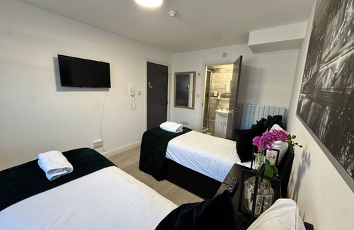 Lower Edmonton Cama Y Desayuno | Suite-Suite-Baño con ducha