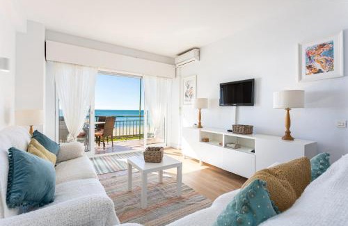 Torreblanca Apartamento | Ensuite Mediterranean Sea Front
