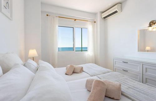 Torreblanca Apartamento | Ensuite Mediterranean Sea Front