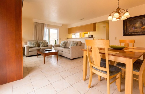 Oxnard Shores Hotel | Ensuring a Very Comfortable & Memorable Stay! Kitchen, Parking Onsite!
