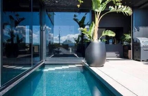 Grey Lynn Apartamento | Entertainers penthouse with 5 bedrooms pool & spa