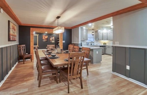 Sevierville Casa | ENTERTAINMENT GALORE!NEWLY UPGRADED -GREAT LOCATION, CLOSE TO MAJOR ATTRACTIONS!