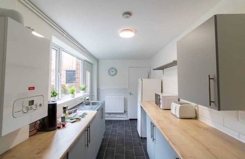 South Shields Casa | Entire 1 Bed Home in South Shields, Sleeps 4