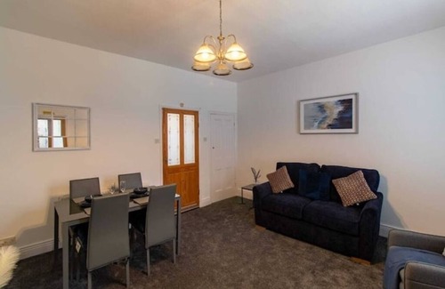 South Shields Casa | Entire 1 Bed Home in South Shields, Sleeps 4