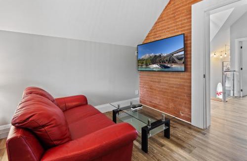 Mount Hope Huron Park Casa | ENTIRE 1 BEDROOM APARTMENT ACROSS FROM GOOGLE - br5