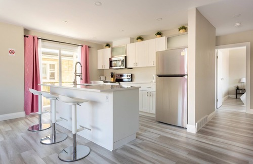 Fairfield Apartamento | ENTIRE 2 BEDROOM APARTMENT DOWNTOWN
