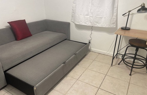 Fort Lauderdale Casa | Entire 2 Bedroom House Oakland Park Wilton Manors Ft. Lauderdale Beach Cruises