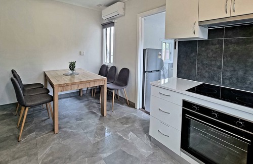 Doveton Casa | Entire 3 bedroom Doveton home, close to Dandenong Plaza