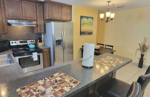South Padre Island Condominio | Entire 4 plex - Up to 32 people - Private pool