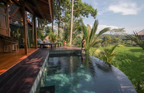 Sambahan Villa | Entire antique villa w/ private pool and kitchen
