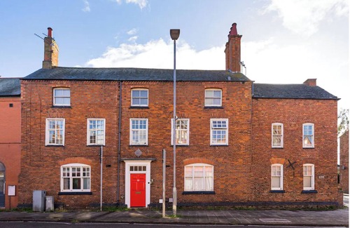 Leicester Apartamento | Entire apartment- Syston The Joiners Yard