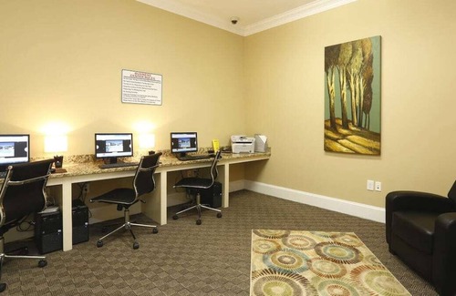 Westgate Apartamento | Entire Apartment Close to Camp Lejeune, Restaurants and Shops