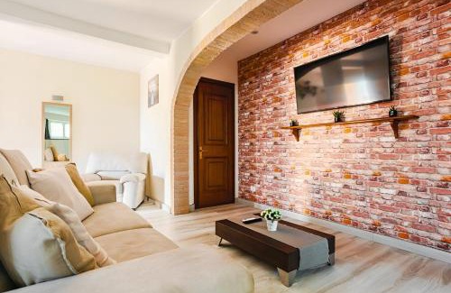 Frascati Apartamento | Entire apartment in villa with parking