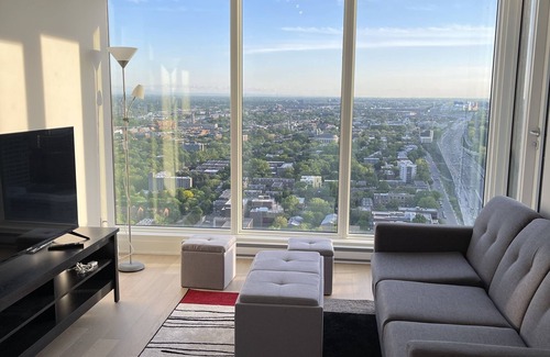 Downtown Montreal Condominio | Entire appartement with 1 bedroom & office room
