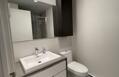 Downtown Montreal Condominio | Entire appartement with 1 bedroom & office room