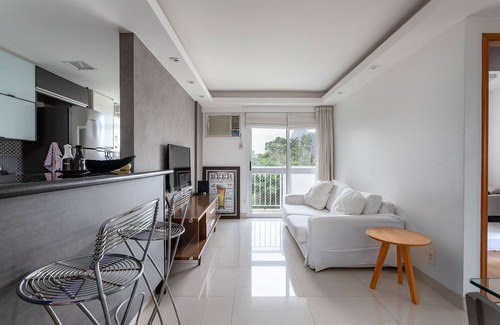 Zona Sul Apartamento | Entire apt with pool and leisure area in BOTAFOGO