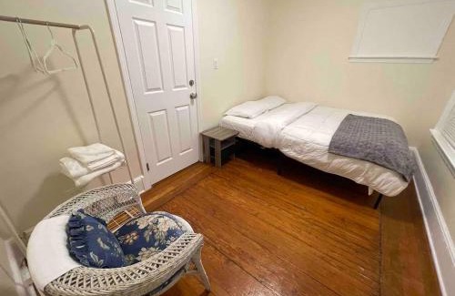 Queens Apartamento | Entire Beautiful 2BR Apartment [L]. Convenient location in the heart of Queens!