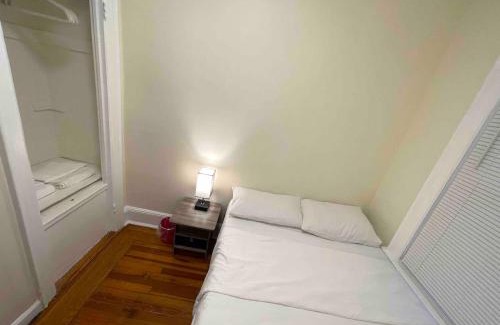 Queens Apartamento | Entire Beautiful 2BR Apartment [L]. Convenient location in the heart of Queens!