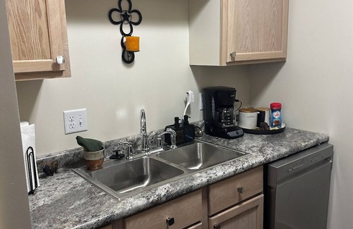 Cooke City-Silver Gate Cabina | Entire Cabin at Woody Falls Trailhead in Cooke City