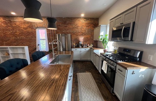 Brush Park Casa | Historic Carriage House Apartment w/ Garage Parking