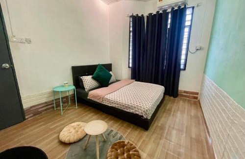 Central Seberang Perai Casa | Entire Cozy Home 16 3 bedroom @ Alma Bukit Mertajam