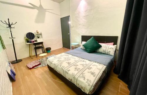Central Seberang Perai Casa | Entire Cozy Home 16 3 bedroom @ Alma Bukit Mertajam