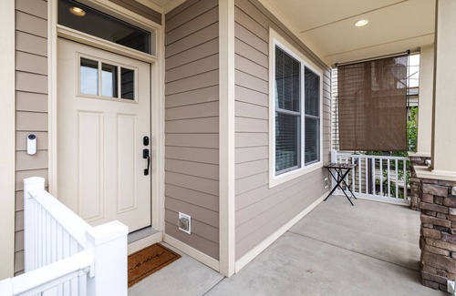 Mount Washington Casa | Entire Designer New Home in Pittsburgh, PA 3/3.5
