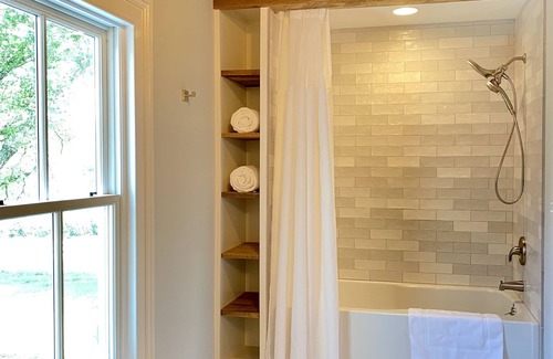 Barboursville Otro | Entire Farm House: Rustic, Classic, Perfect
