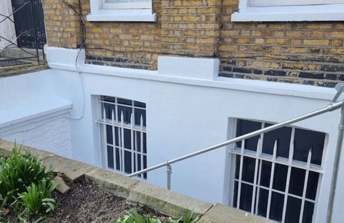 Faraday Apartamento | Entire Ground Floor Flat, Free Parking and Garden