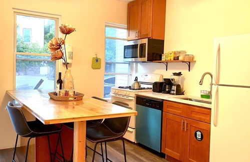 Quincy Casa | ENTIRE HOME 🏡 30mins to everywhere Boston