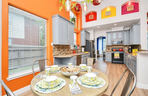 Addicks Casa | Entire home hosted by Leboutique