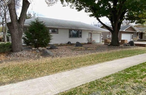 Aberdeen Casa | Entire home in Aberdeen South Dakota