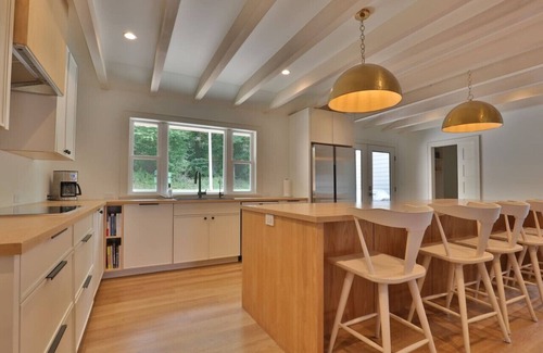 Waynesboro Casa | Entire Home Mins to Skyline, Cville & Staunton