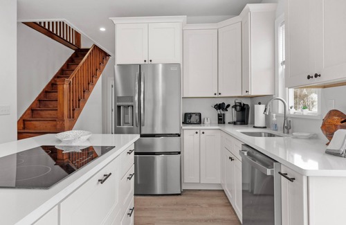 Newport East Casa | Entire home minutes from Newport, RI. Near beaches.