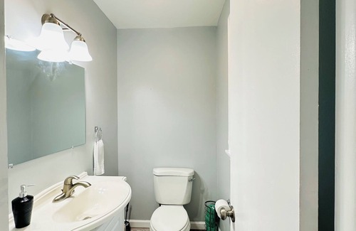 Egg Harbor Township Casa | Entire Home , 2Queen bed, 1.5 BR , Pets , Event , Experiences