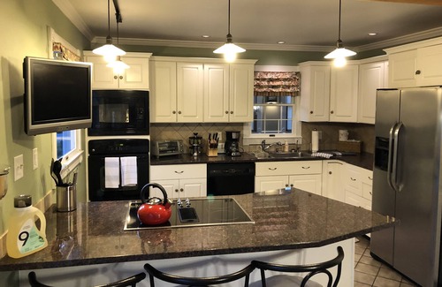 Fort Edward Casa | Entire Home with Inlaw near Saratoga/Lake George with Huge Inground Pool