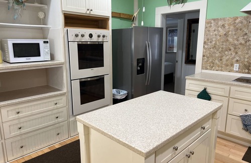 Savannah Beach Casa | Entire home with multiple suites, saltwater pool, washer & dryer