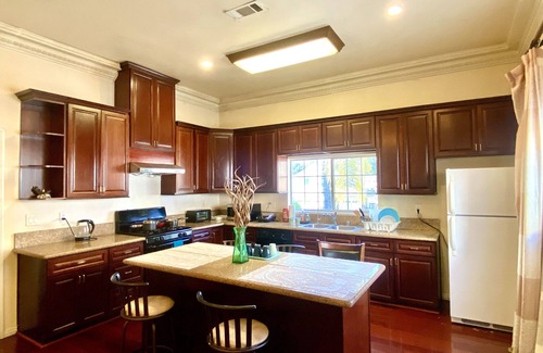 Mount Wilson Casa | Entire house for 7 people /3brs/2baths /mountain view
