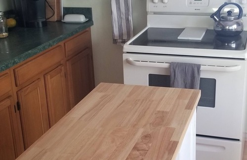 Disston Heights Casa | Entire house, fully furnished