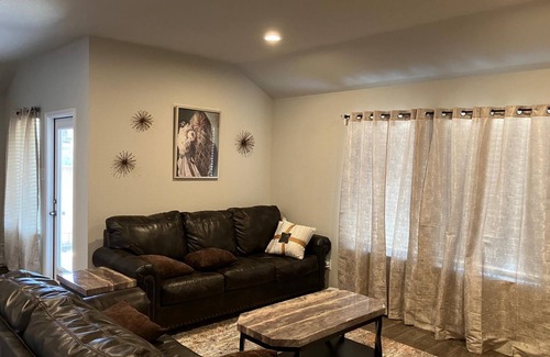 Barker Casa | Entire house in Summit trail