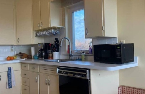 Algonac Casa | Entire house on the beautiful St. Clair River!