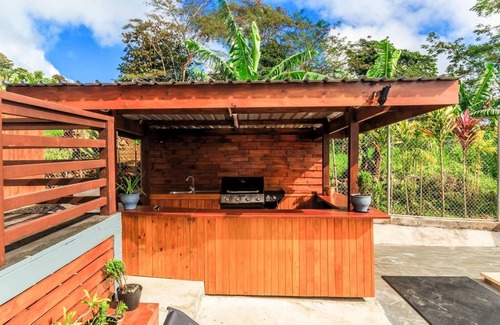 Apia Casa | Casa completa con capacidad para 8 personas con cuatro habitaciones y cuatro baños.