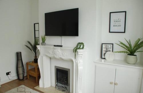 Waterloo Casa | Entire house, Waterloo, free street parking